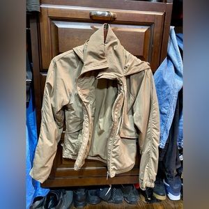 Lululemon Always Effortless Jacket Size 2 Tan